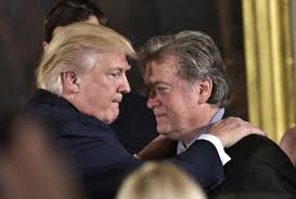 Bannon con Trumo